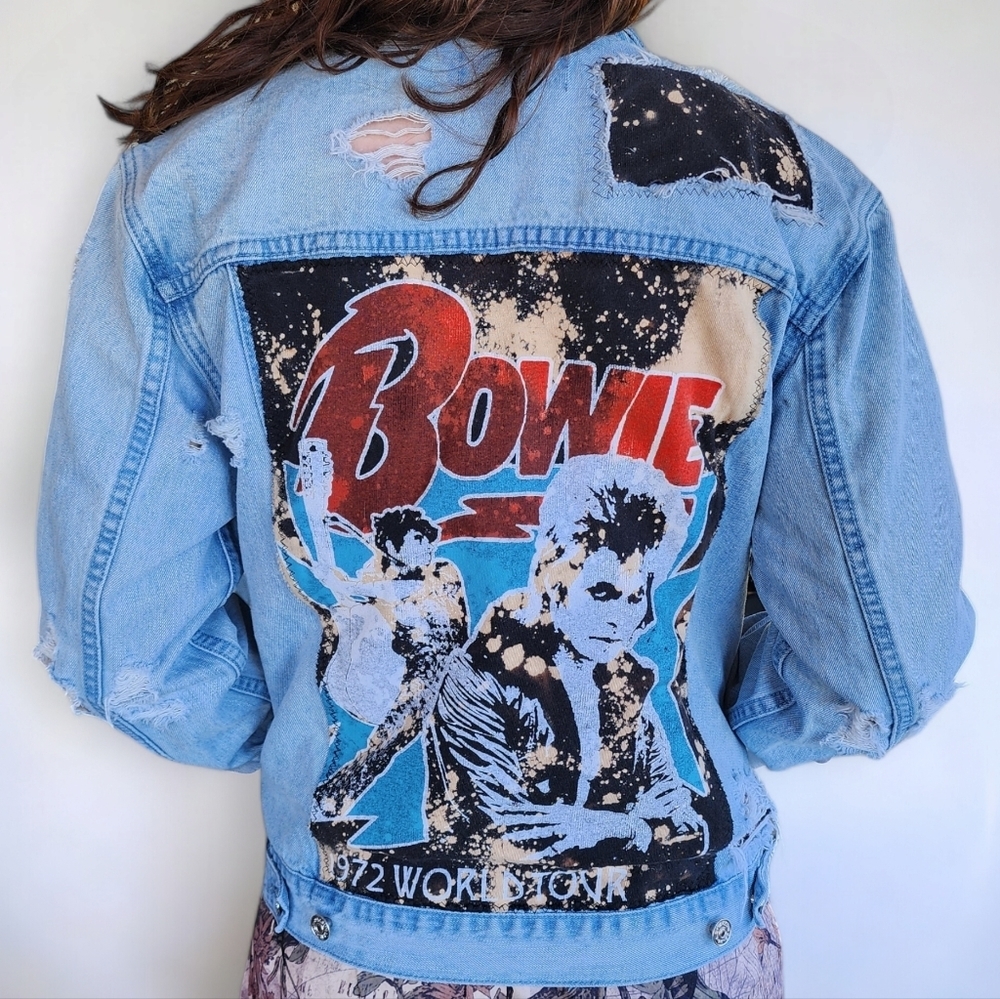 SOLD | Upcycled David Bowie Custom Denim Jean Jacket Distressed Bleached M - Picture 2 of 15